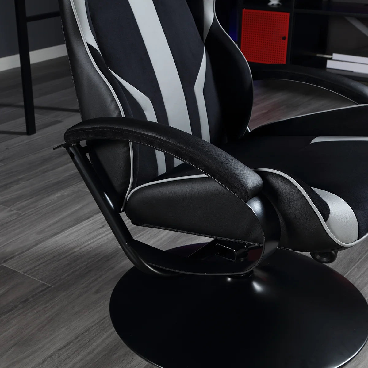 Milano Pedestal Gaming Chair with Footrest, Black/Gray
